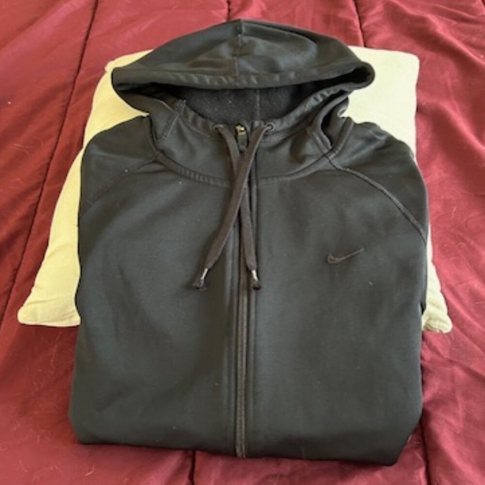 Nike Therma-Fit Hoodie - Black